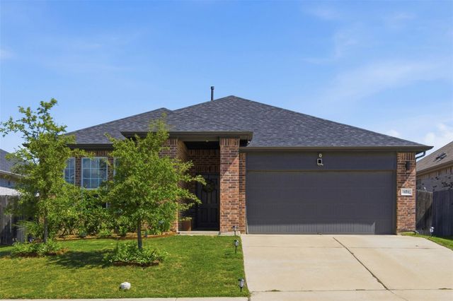 333 Diamondleaf DR, Buda, TX 78610