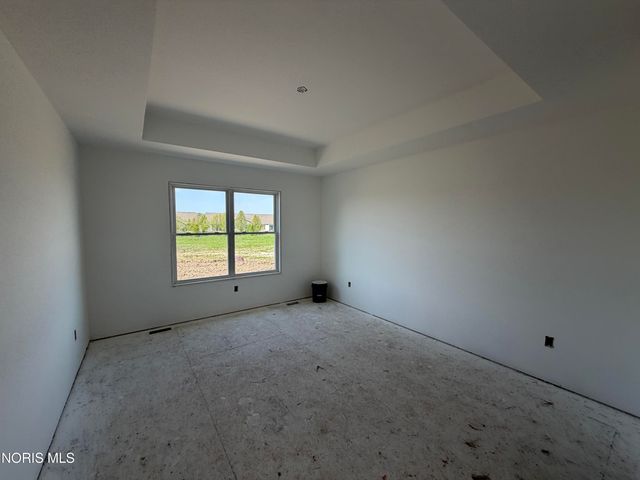 1347 Limerick Lane, Waterville, OH 43566