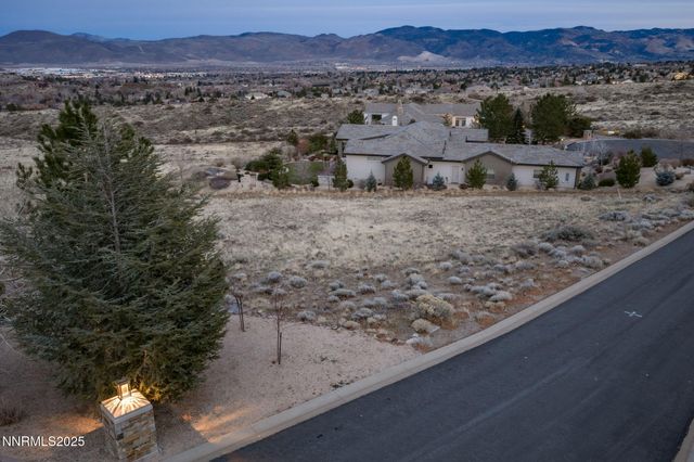 390 Questa Court, Reno, NV 89511