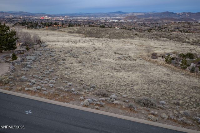 390 Questa Court, Reno, NV 89511