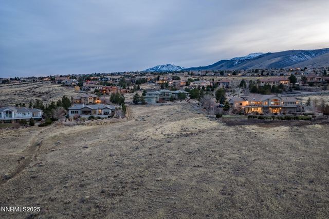 390 Questa Court, Reno, NV 89511