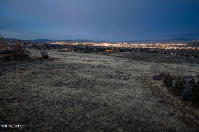 390 Questa Court, Reno, NV 89511