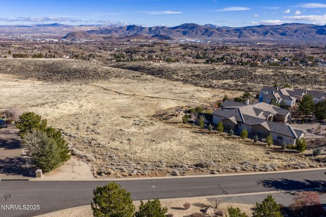 390 Questa Court, Reno, NV 89511