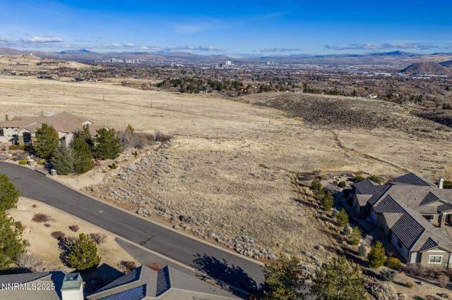 390 Questa Court, Reno, NV 89511