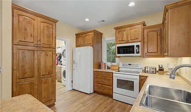 498 Amicalola Woods Road, Dawsonville, GA 30534