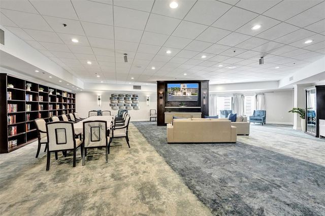 5746 Crystal Shores Drive 402, Boynton Beach, FL 33437