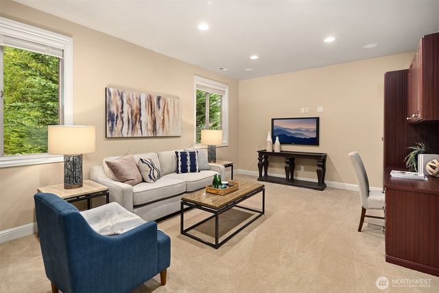 23420 SE 21st Court, Sammamish, WA 98075