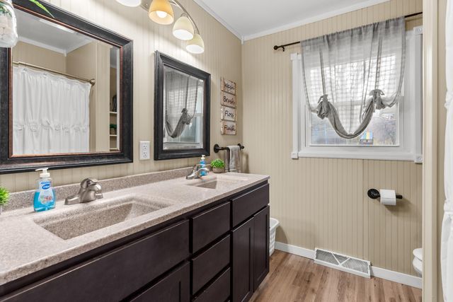 13016 9 Mile Road, Battle Creek, MI 49014