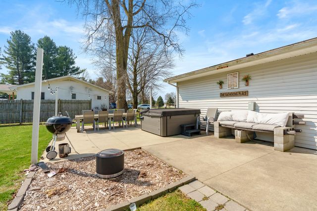 13016 9 Mile Road, Battle Creek, MI 49014