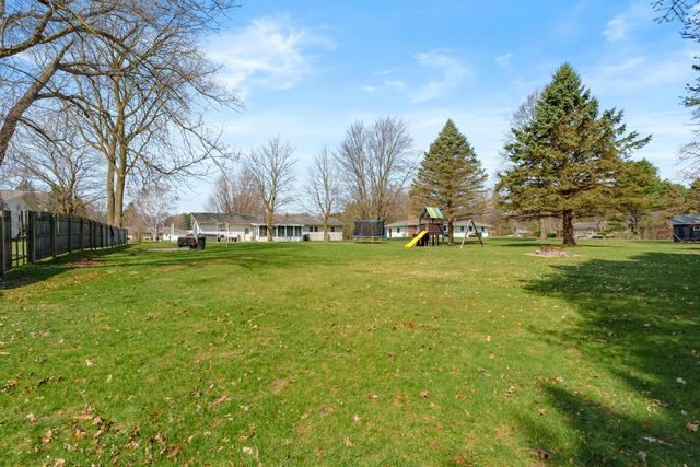 13016 9 Mile Road, Battle Creek, MI 49014