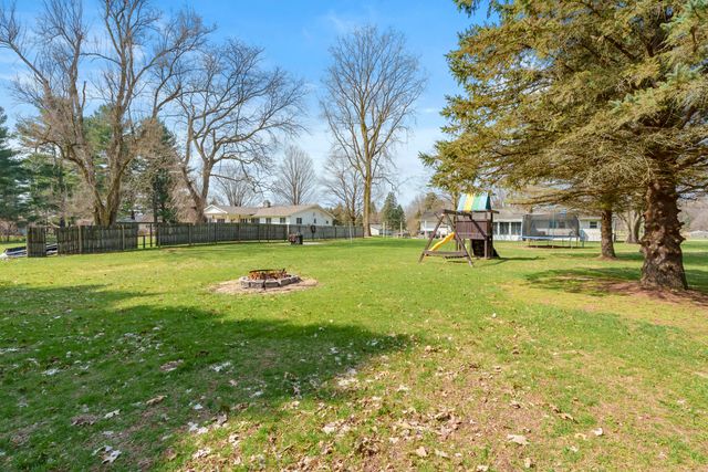 13016 9 Mile Road, Battle Creek, MI 49014