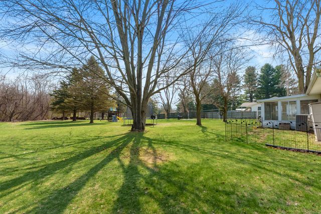 13016 9 Mile Road, Battle Creek, MI 49014