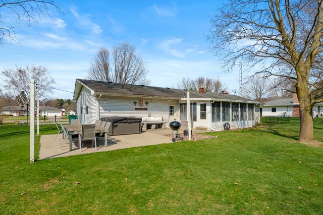 13016 9 Mile Road, Battle Creek, MI 49014