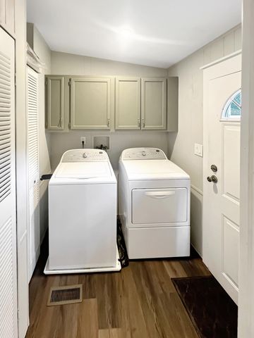 259 Gaines Circle, Cottageville, SC 29435