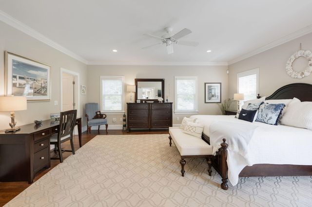 10 Shiverick Road, East Dennis, MA 02641