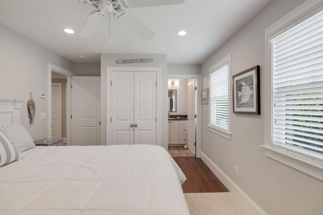 10 Shiverick Road, East Dennis, MA 02641