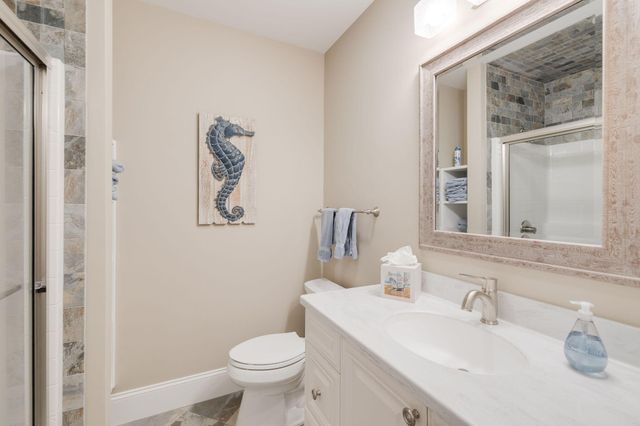 10 Shiverick Road, East Dennis, MA 02641