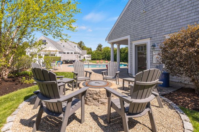 10 Shiverick Road, East Dennis, MA 02641