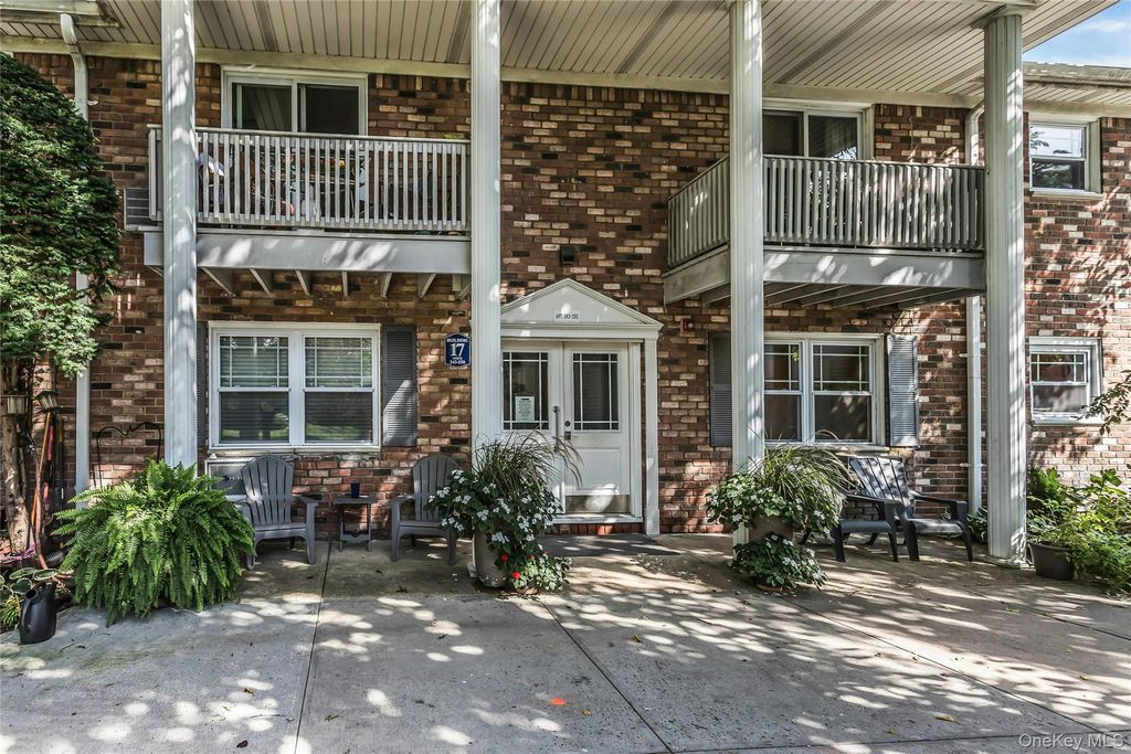 246 Fairharbor 246, Patchogue, NY 11772 — exterior