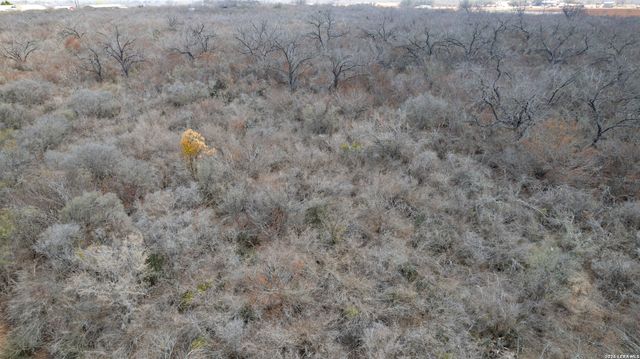 0 W FM 462, Moore, TX 78057