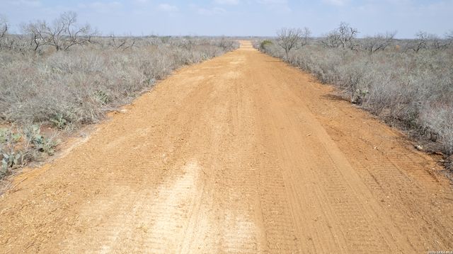 0 W FM 462, Moore, TX 78057