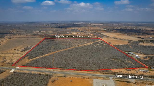 0 W FM 462, Moore, TX 78057