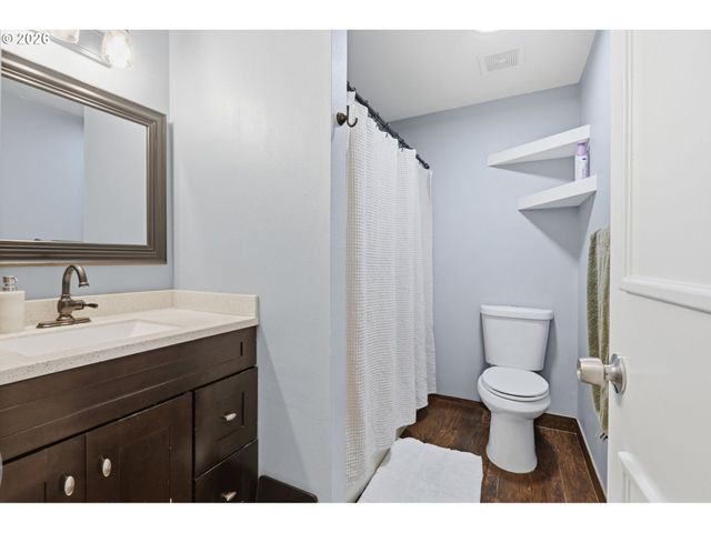 7006 Ne 43RD St D, Vancouver, WA 98661