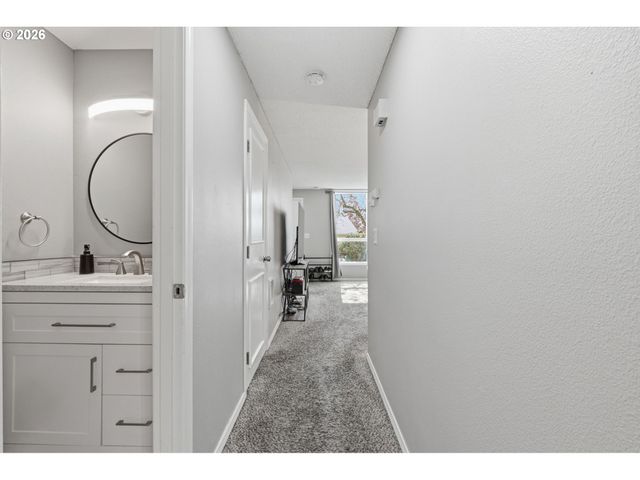 7006 Ne 43RD St D, Vancouver, WA 98661