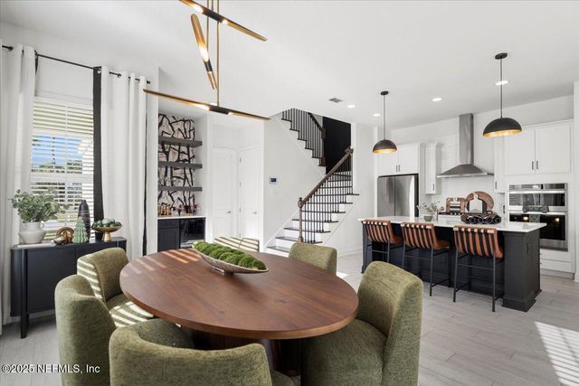 492 RUM RUNNER Way, St. Johns, FL 32259