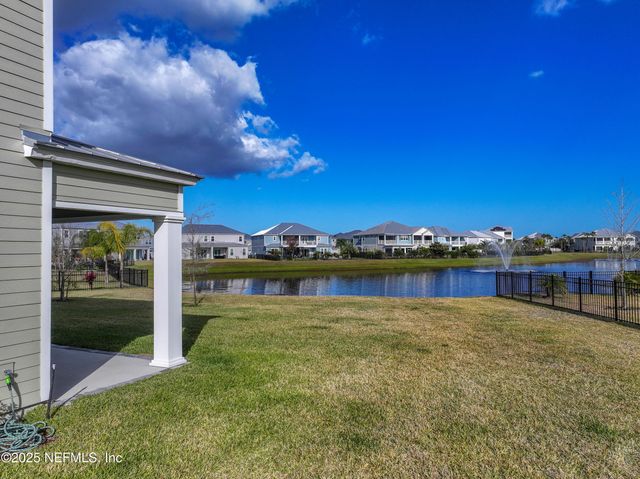 492 RUM RUNNER Way, St. Johns, FL 32259