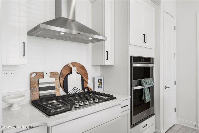 492 RUM RUNNER Way, St. Johns, FL 32259