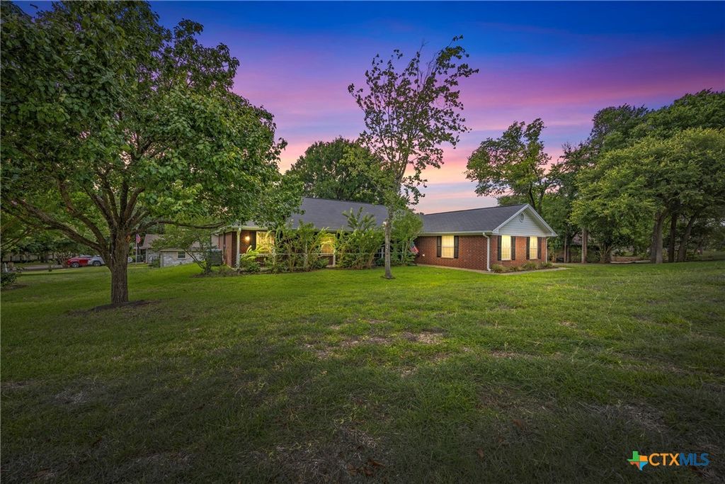 4501 Arrowhead Drive, Temple, TX 76502