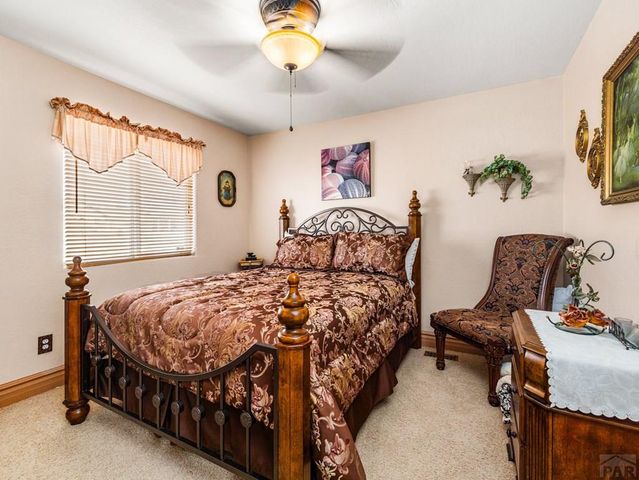 107 W Blakeland Dr, Pueblo West, CO 81007