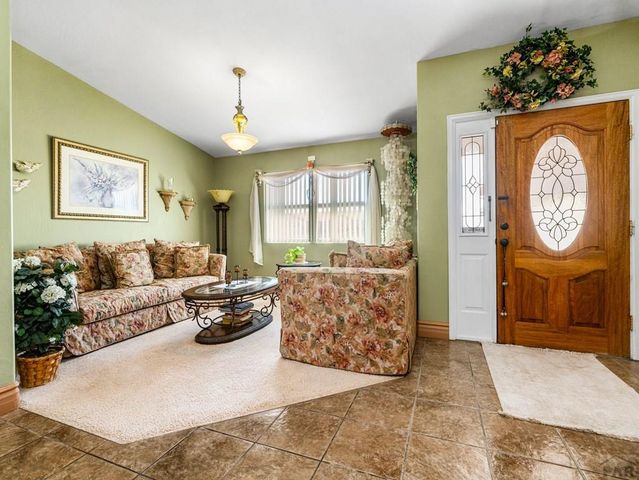 107 W Blakeland Dr, Pueblo West, CO 81007