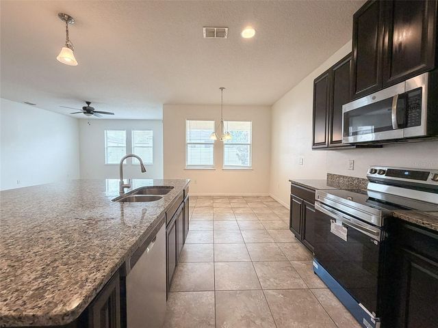 908 GLAZEBROOK LOOP, Orange City, FL 32763