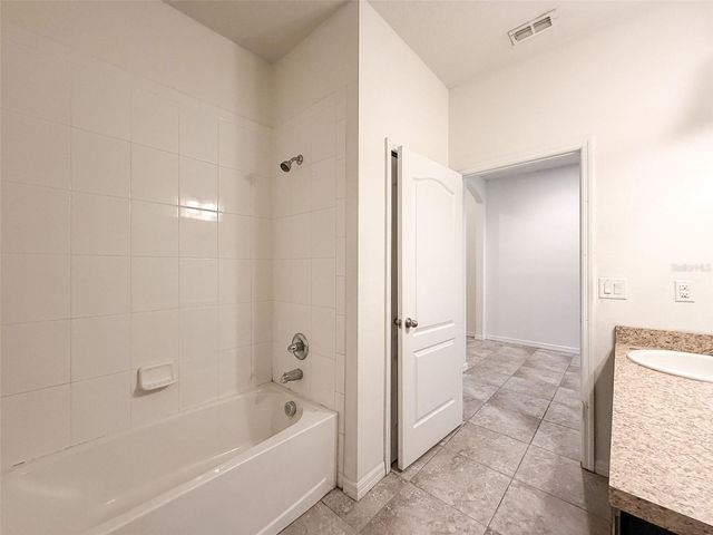908 GLAZEBROOK LOOP, Orange City, FL 32763