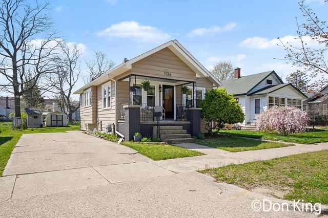 1136 Slayton Avenue, Grand Haven City, MI 49417