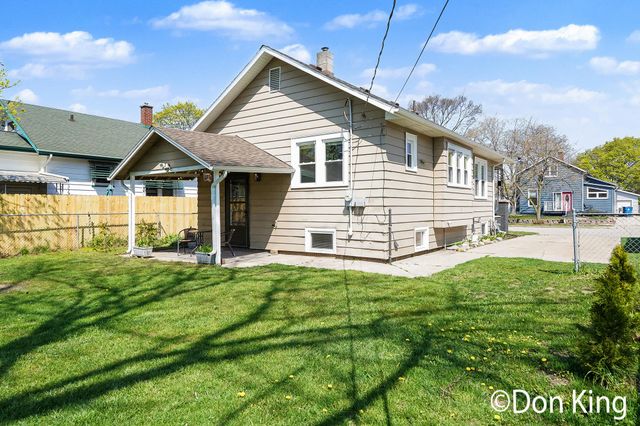 1136 Slayton Avenue, Grand Haven City, MI 49417