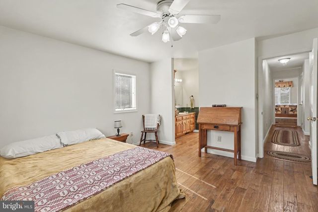 837 YORK RD, Carlisle, PA 17015