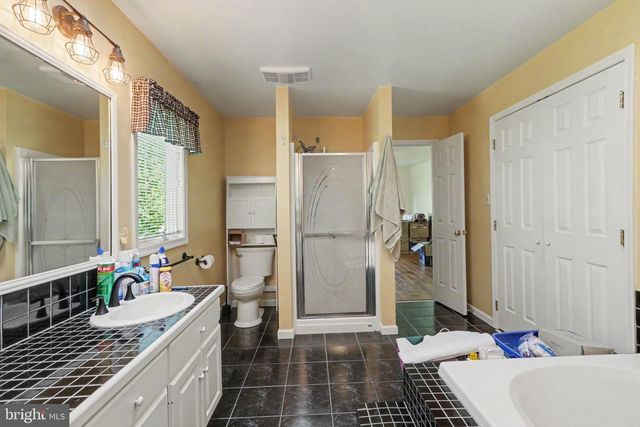 837 YORK RD, Carlisle, PA 17015