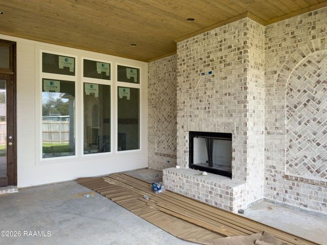 219 Ivy Cottage Drive, Youngsville, LA 70592