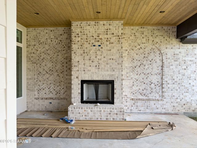 219 Ivy Cottage Drive, Youngsville, LA 70592