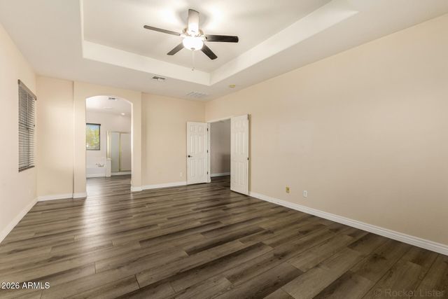 2225 W APACHE RAIN Road, Phoenix, AZ 85085