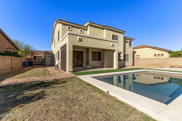 2225 W APACHE RAIN Road, Phoenix, AZ 85085