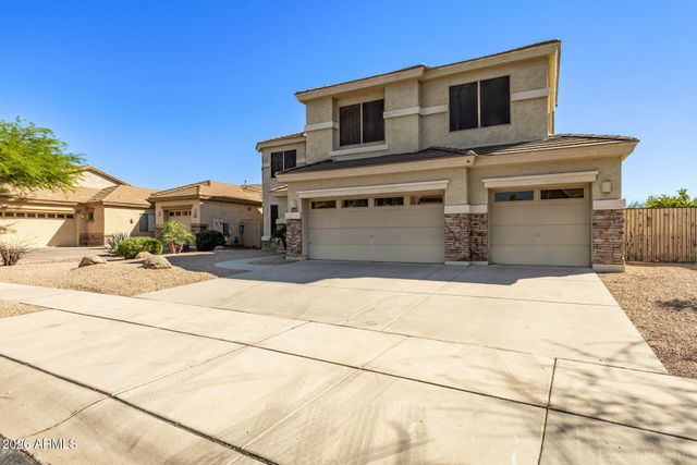 2225 W APACHE RAIN Road, Phoenix, AZ 85085