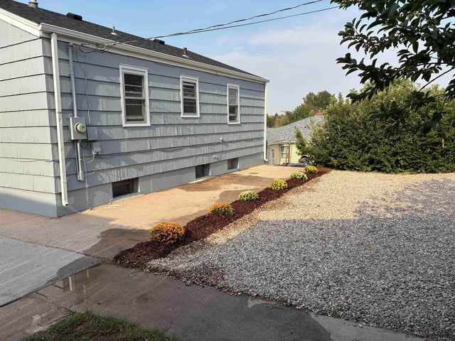1839 E PERSHING BLVD, Cheyenne, WY 82001