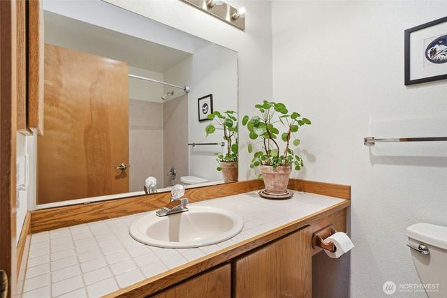 22305 SE 244th Place, Maple Valley, WA 98038