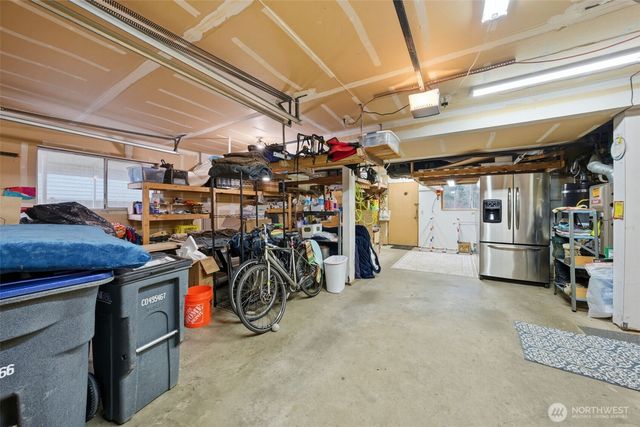 22305 SE 244th Place, Maple Valley, WA 98038