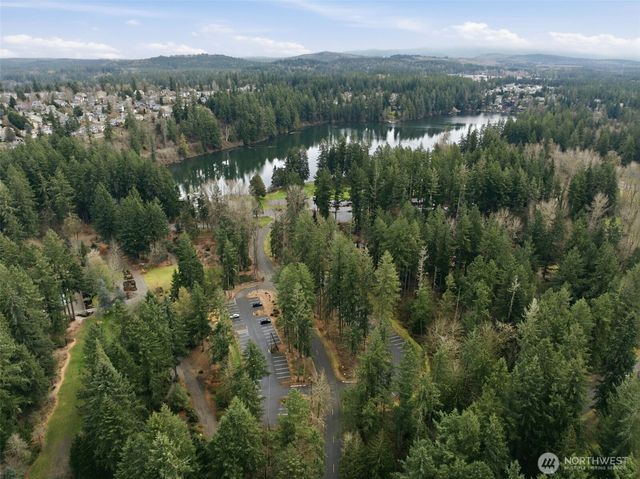 22305 SE 244th Place, Maple Valley, WA 98038