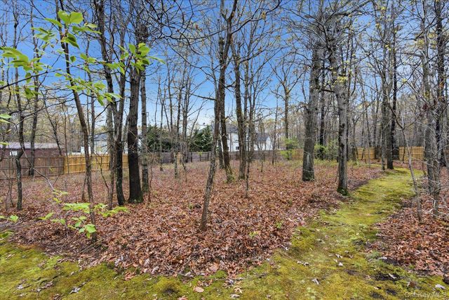 186 Radio Avenue, Miller Place, NY 11764